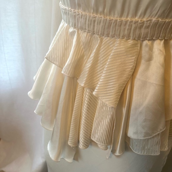 Bebe Ivory Cream Ruffled Satin Women's Top - Picture 7 of 12